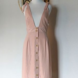 ✨ Host Pick ✨❤️ Date night ❤️✨ Pink striped dress